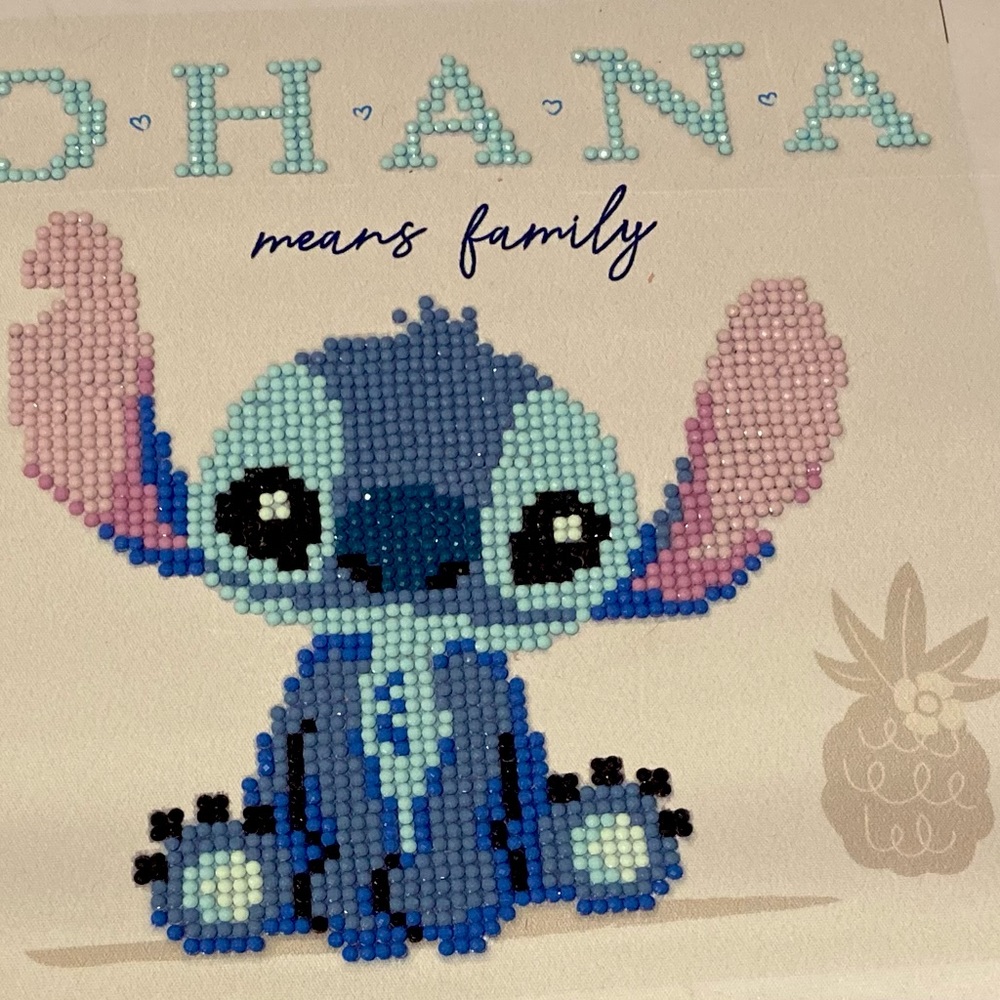 Ohana- Stitch Diamond Painting finished.